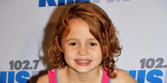 Maggie Elizabeth Jones