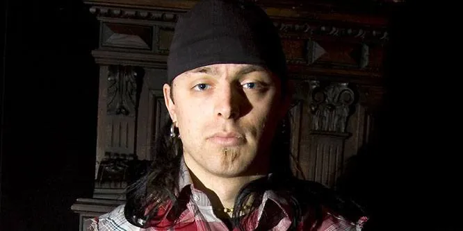 Matthew Tuck