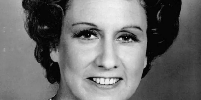 Jean Stapleton