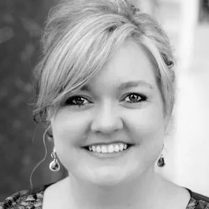Colleen Hoover
