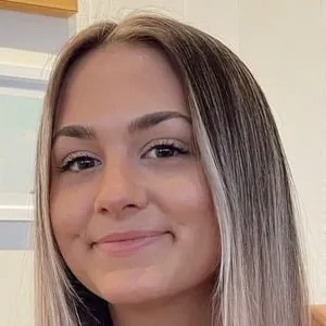 Clara Peirce