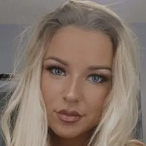 Chloe Lindsay