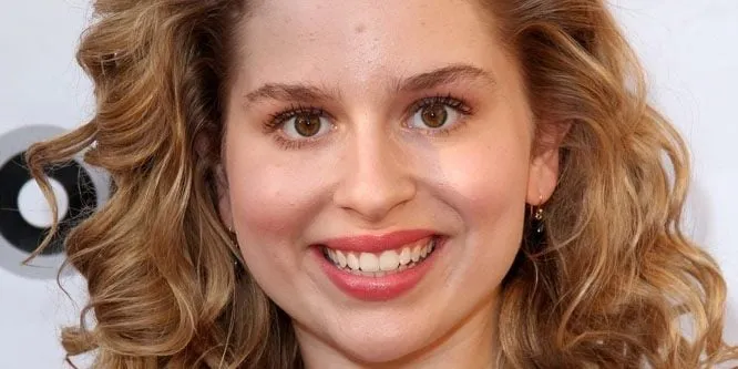 Allie Grant