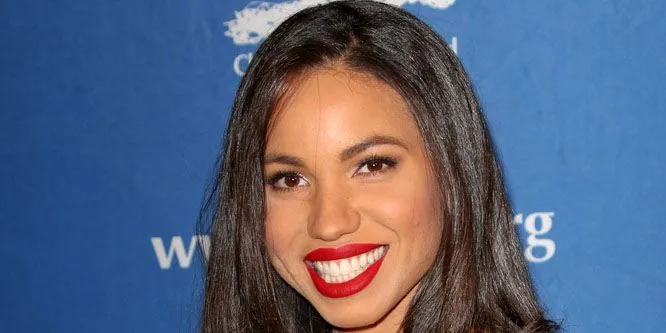Jurnee Smollett-Bell