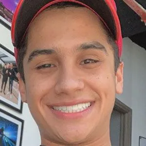 Gabriel Martínez (Pop Singer)