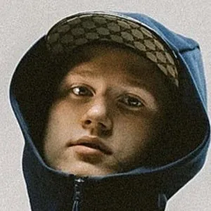 Einár