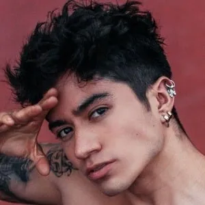 Juan Bernardo Flores