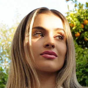 Sophia Kianni