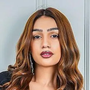 Aayushi