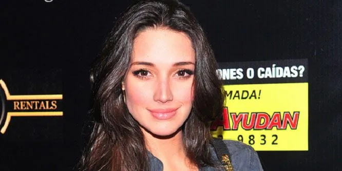Amelia Vega