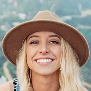 Lindsay Stevens
