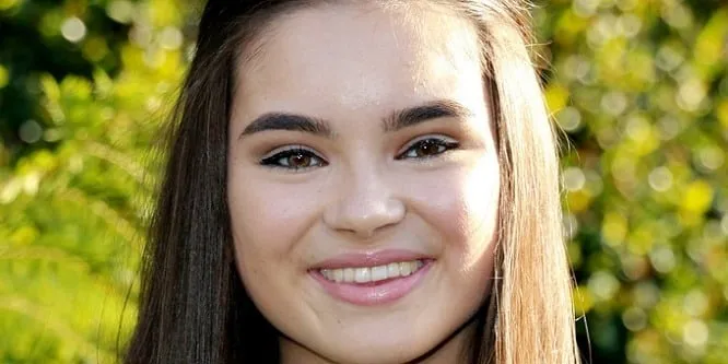 Landry Bender