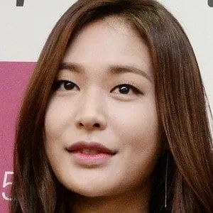 Jung Yoo-Jin