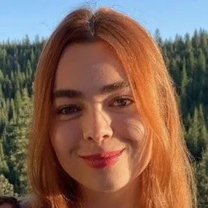 Elle Nicoletti