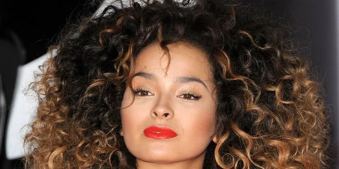 Ella Eyre