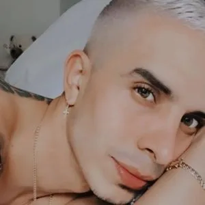 Carlos Flores Guzmán
