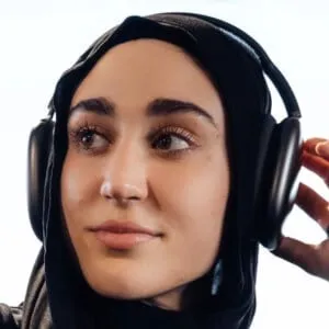 Leana Deeb