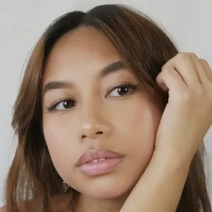 Illeleana Karis