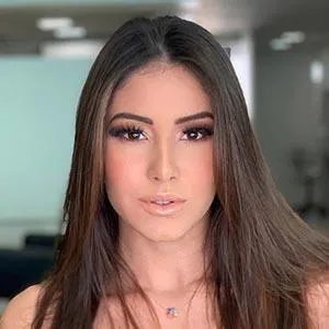 Iara Guimarães