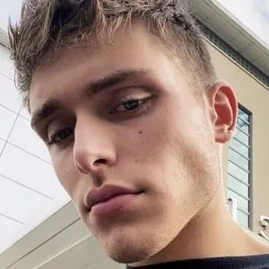 Charlie Jones (Pop Singer)