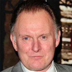 Robert Glenister