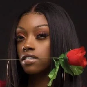 Yaya Robinson