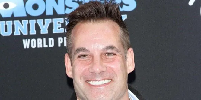 Adrian Pasdar
