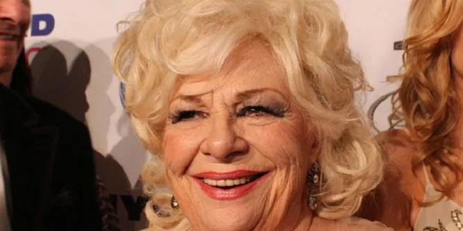 Renee Taylor