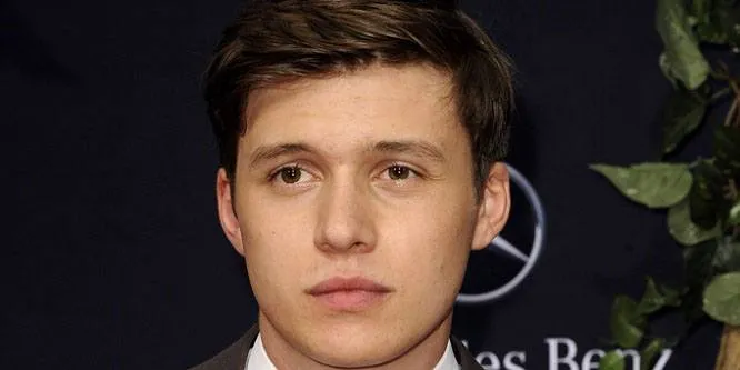 Nick Robinson (TV Actor)