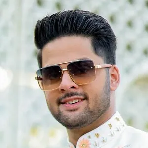 Huzaifa M Khan