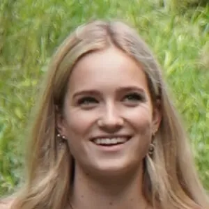 Charlotte Te Kronnie