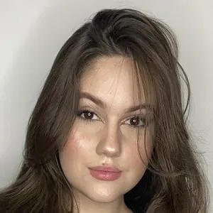 Júlia Mendes
