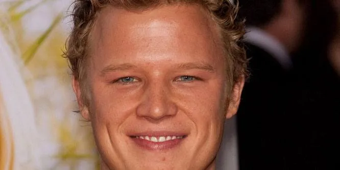 Christopher Egan