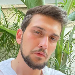 Mahmood Firas️️️️