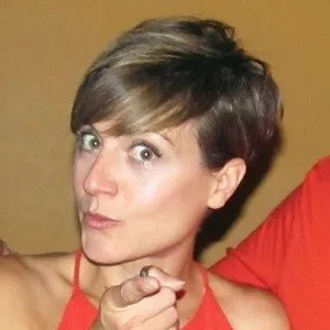Sara Escudero (TV Show Host)