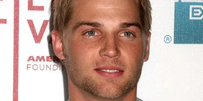 Mike Vogel