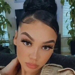 Laina G