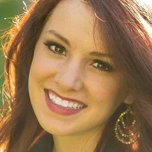 Maddie Wilson (Country Singer)