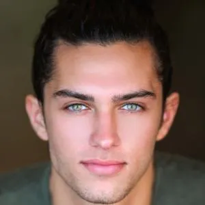 Steven Kelly (Instagram Star)