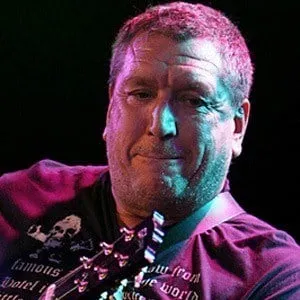 Steve Jones (Guitarist)