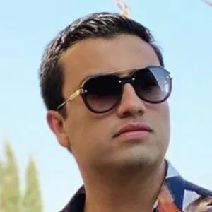 Mike Ávila