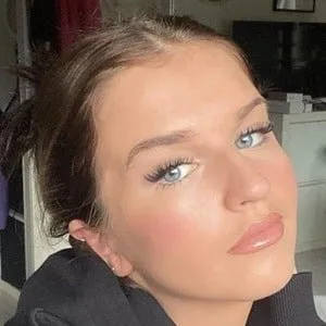 Mirabell Lundgren