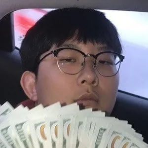 Yung Weej
