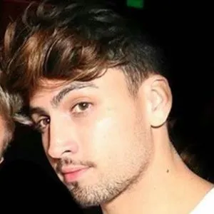 Damian Avila