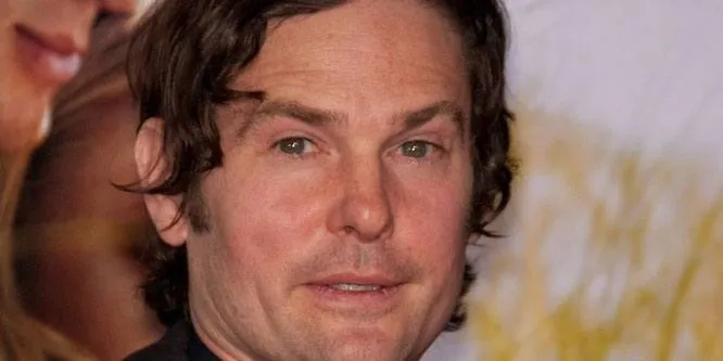 Henry Thomas