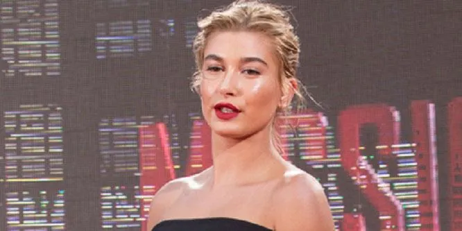 Hailey Bieber