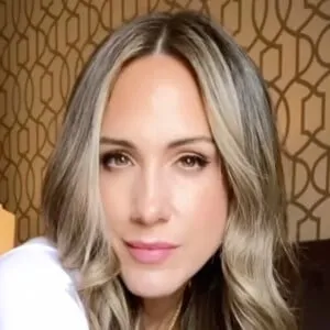 Lindsay Stone