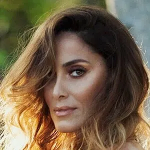 Debora Bello