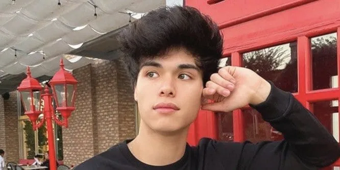 Alan Stokes (YouTube Star)