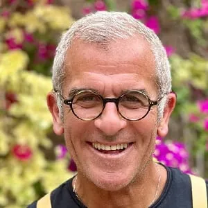 Max Mariola